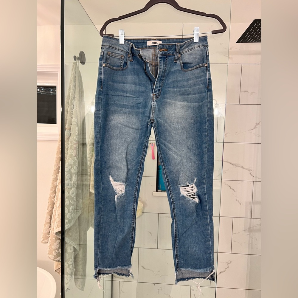 Medium wash JBD - just black denim - size 30 - distressed jeans